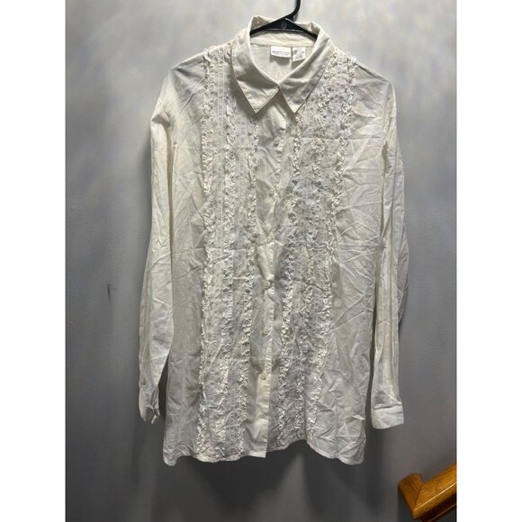 New Port  News Easy Style Women  Embroided Shirt  put to pit 24 inches - Picture 1 of 10